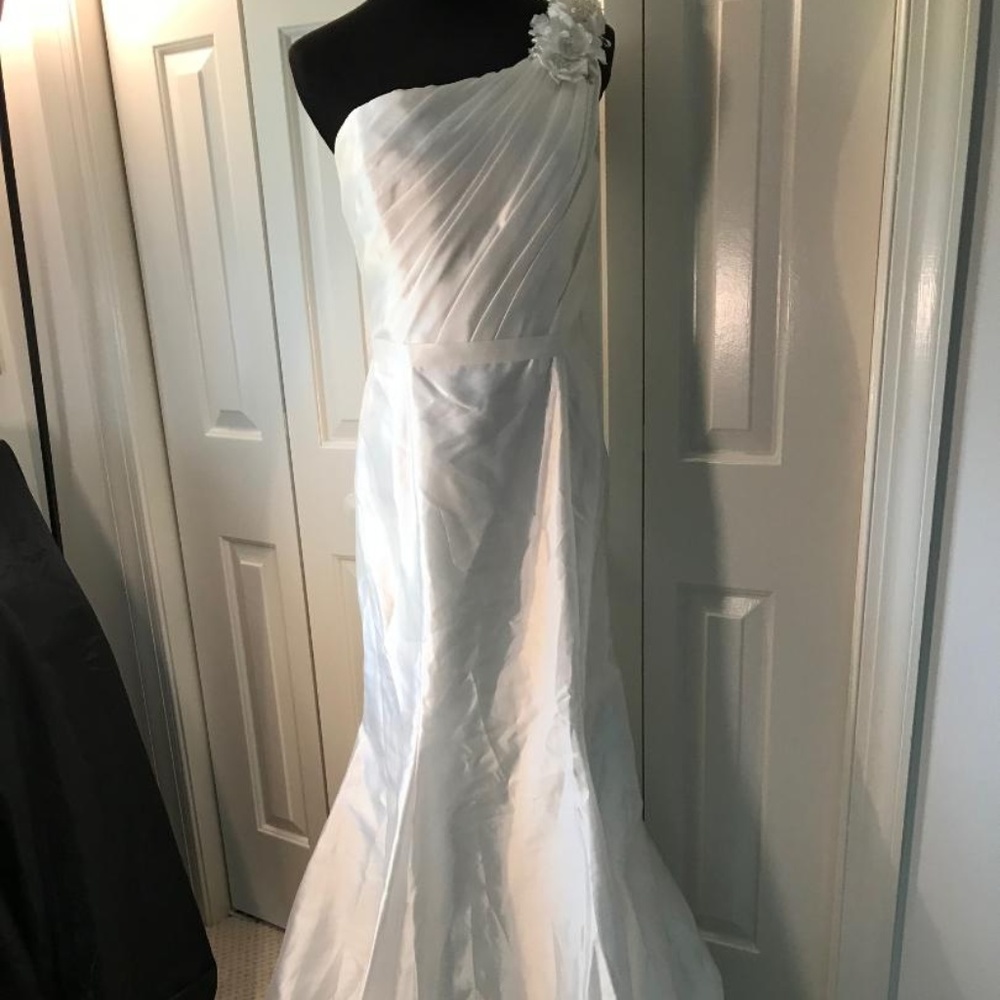 BRIDAL PLUS SIZE